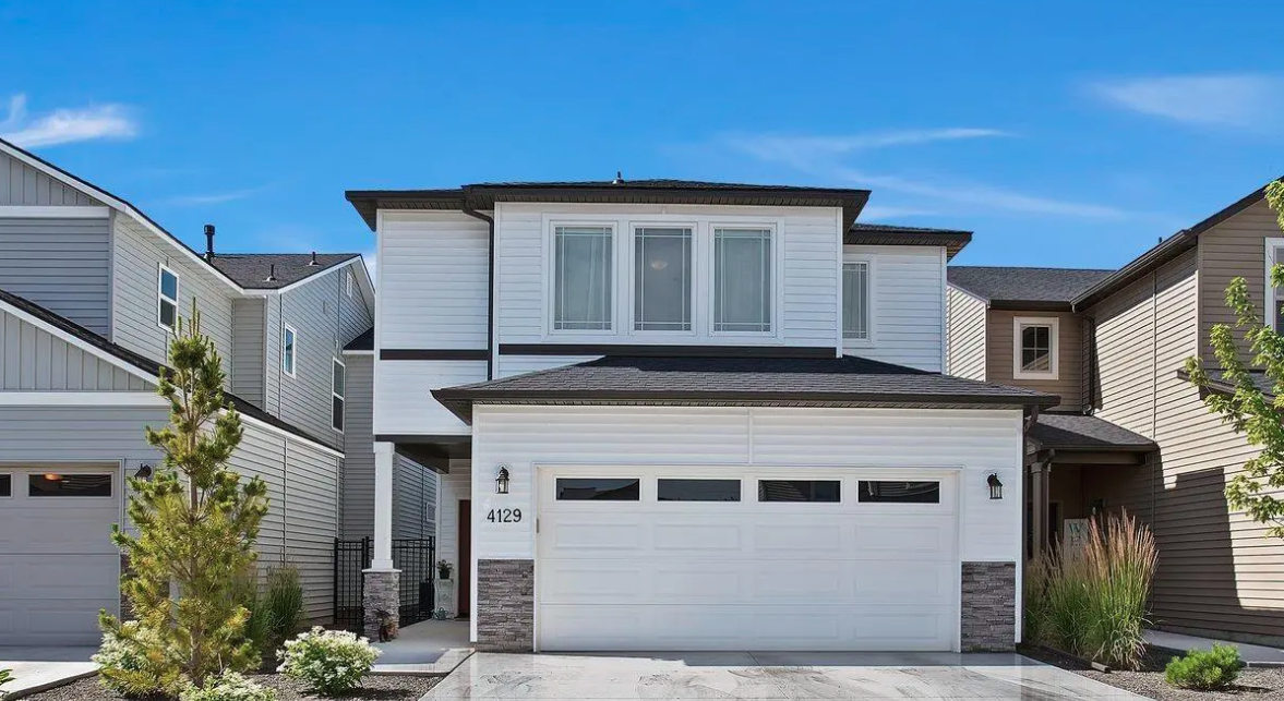 4129 E Esperanto St